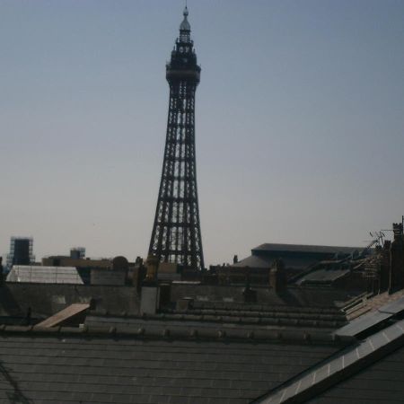 Guesthouse The Royale Hotel Blackpool Buitenkant foto